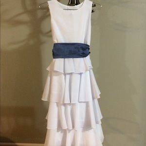 Pre-owned white KIKI Kids dress